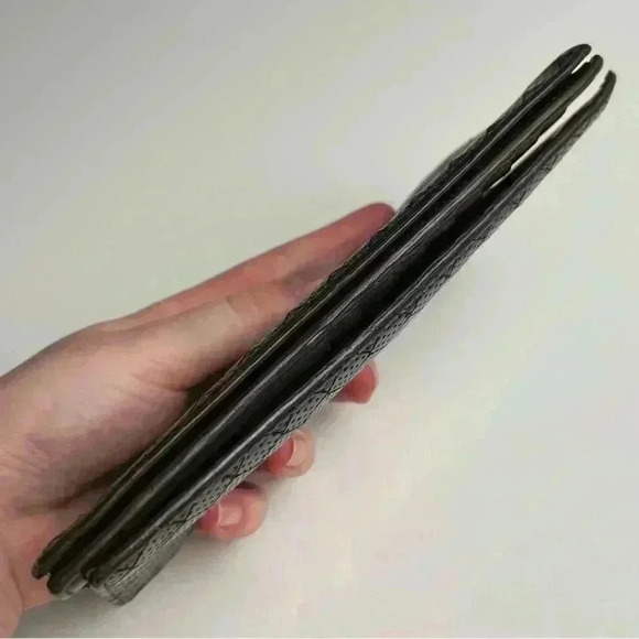 Rare Bottega Veneta Perforated Long Wallet - Picture 8 of 8